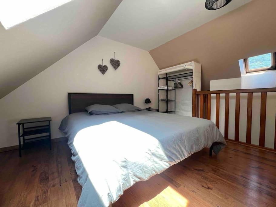 בסאנקון Appartement Centre-Ville / 6 Prsn / Bord Du Doubs / Au Pied De La Citadelle מראה חיצוני תמונה