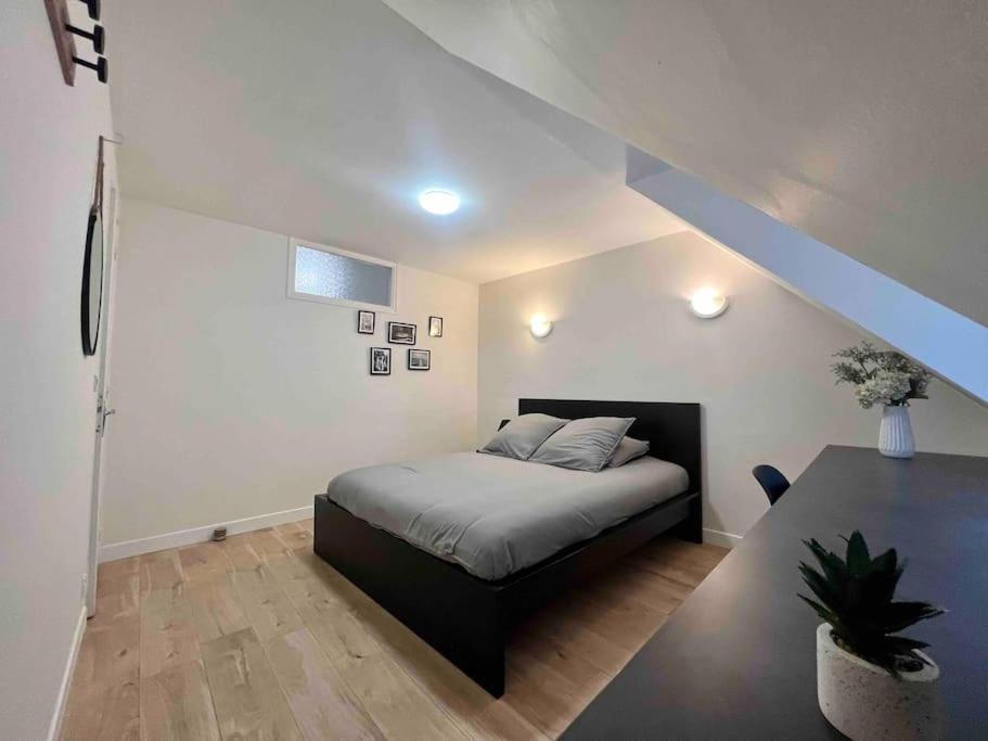 בסאנקון Appartement Centre-Ville / 6 Prsn / Bord Du Doubs / Au Pied De La Citadelle מראה חיצוני תמונה